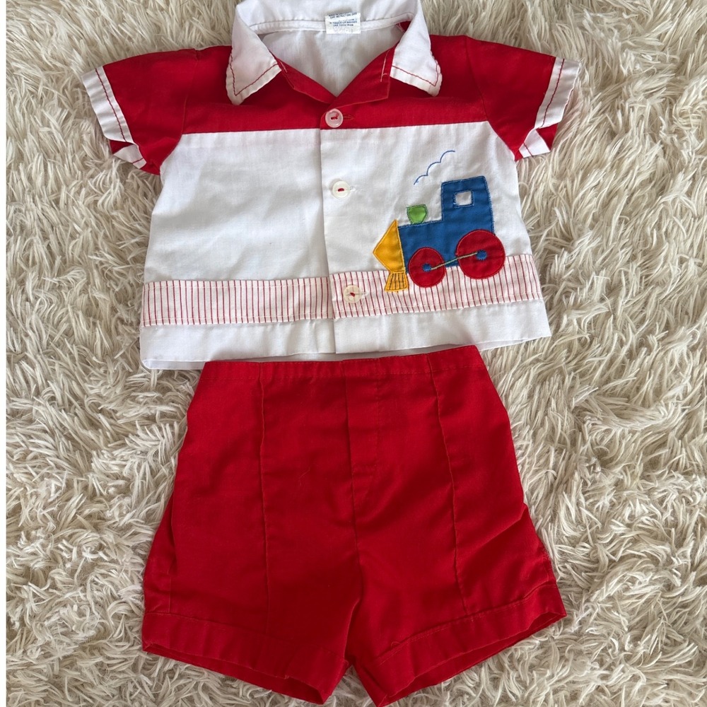 Vintage 60's Cradle Togs Kids Red White Train Applique Short Set 6-9 months‎